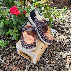 Handtooled hey dudes